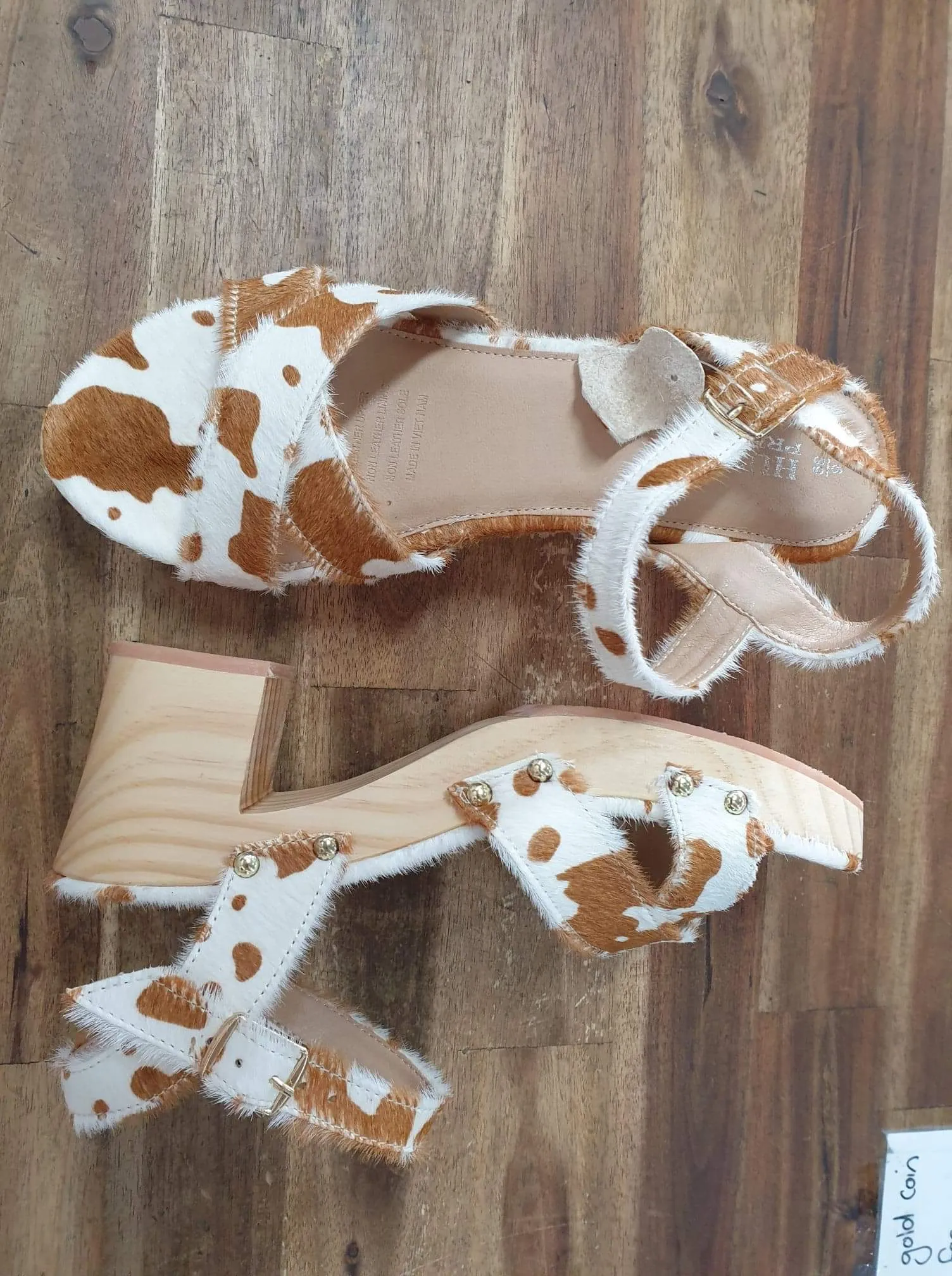 Wallaroo Tan White Jersey